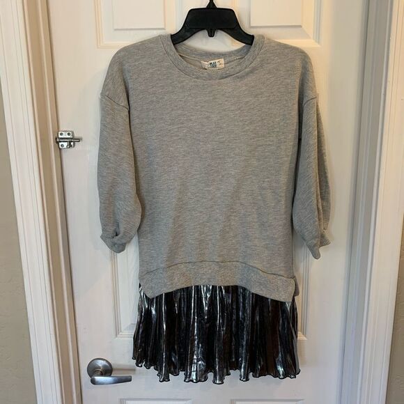 Playlyst Gray Silver Sparkle Long Sweatshirt - Picture 2 of 5